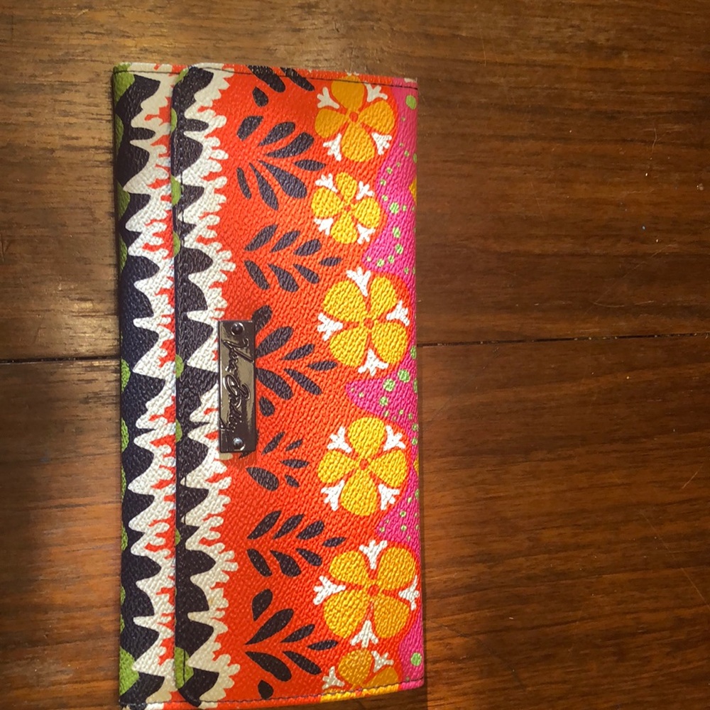 Vera Bradley wallet